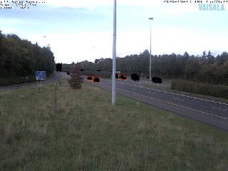 Tue 13 Oct 14:58